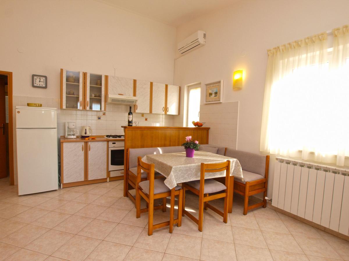 Apartments Iva 1534 PUY Exterior foto