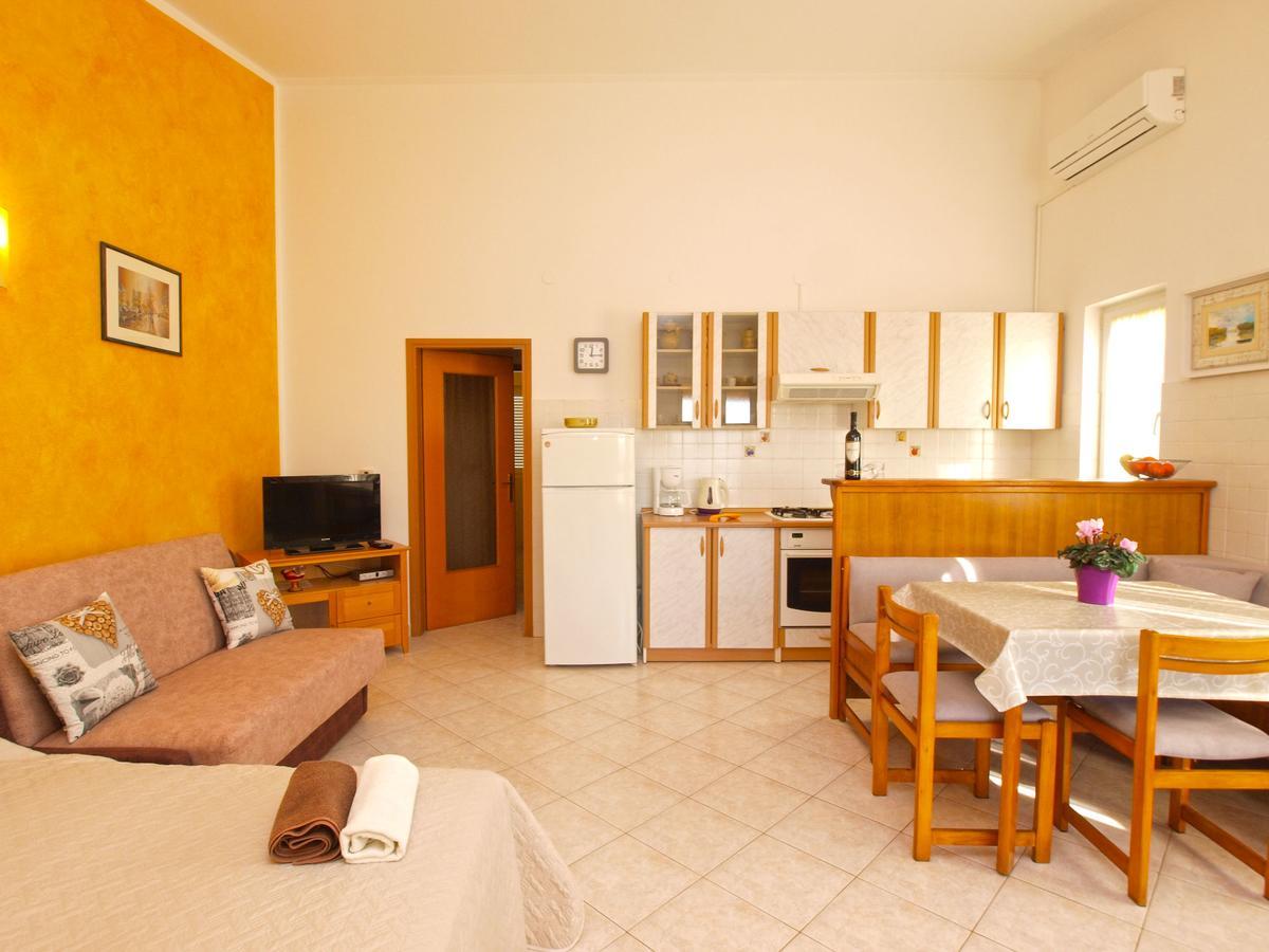 Apartments Iva 1534 PUY Exterior foto
