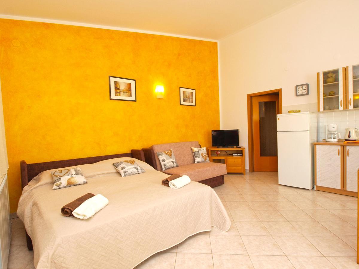 Apartments Iva 1534 PUY Exterior foto